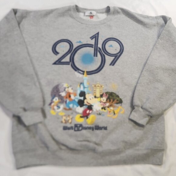 Disney Disneyland 2019 Size Med Gray Mickey Mouse Crewneck Pullover
Lot G - Picture 1 of 5